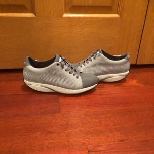 MBT Sport Rocker Fit Tone Shoes Women's Size 8